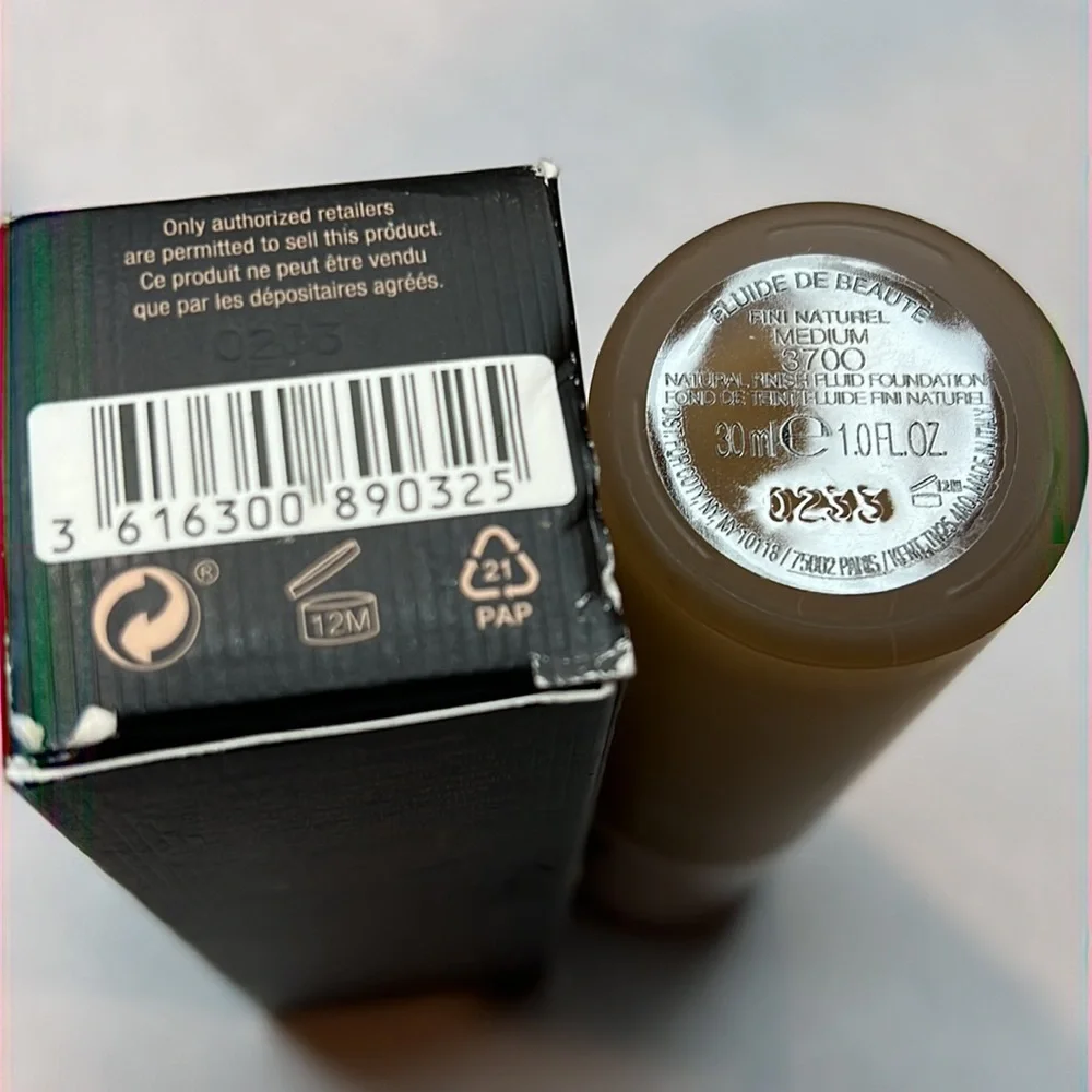 New Gucci fluid foundation 370O medium 1oz